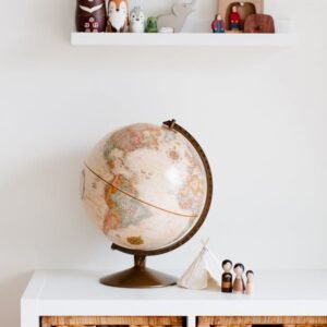 Klok woonkamer 55cm groot wit stil design